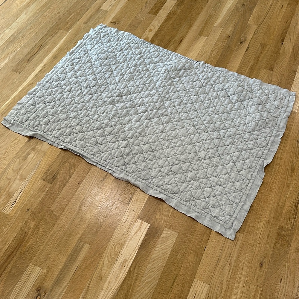 Pottery Barn kids. European Linen Baby Quilt.